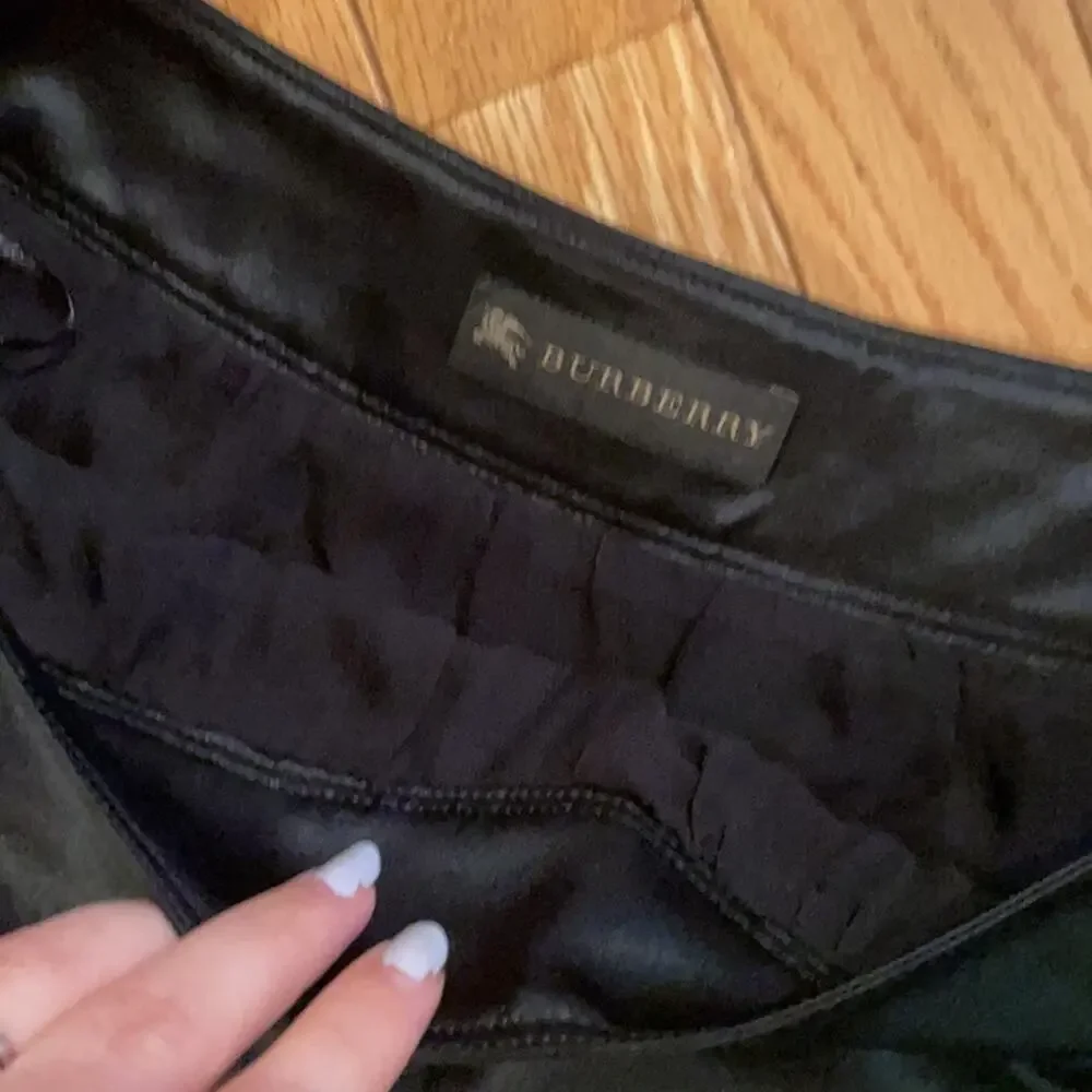 Burberry wool and silk black skirt 6 Medium - Picture 7 of 9